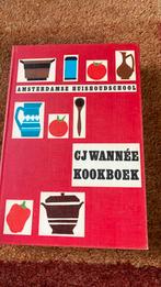 Wannee - kookboek van de amsterdamse huishoudschool, Boeken, Ophalen of Verzenden, Zo goed als nieuw, Nederland en België