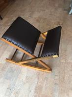 Retro Opklapbaar voetenbankje hout, kunstleer, Huis en Inrichting, Banken | Voetenbanken en Poefen, Minder dan 50 cm, Gebruikt