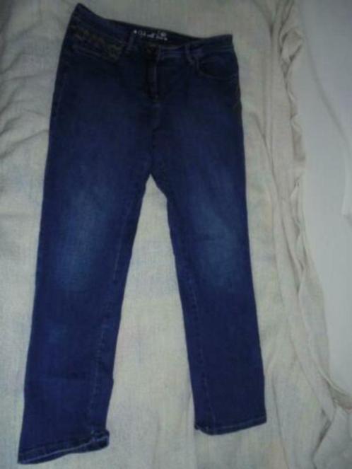 Damesjeans Canda Premium Style with Love maat 38 blauw, Kleding | Dames, Spijkerbroeken en Jeans, Zo goed als nieuw, W30 - W32 (confectie 38/40)