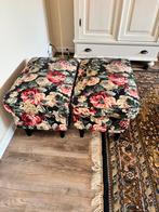 2x Ikea hocker poef voetenbank plus overtrekken, Huis en Inrichting, Banken | Voetenbanken en Poefen, Ophalen, Gebruikt, Gebloemd