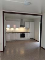 Te Huur Zeer Luxe Woonunit van 81 m² met 3 slaapkamers, Zakelijke goederen, Machines en Bouw | Keten en Containers, Ophalen