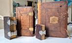 4 Oude Bijbels , 18e - 19e eeuw ( met zilverwerk ), Antiek en Kunst, Antiek | Boeken en Bijbels, Verzenden