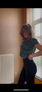 Cropped kanten top - maat S, Kleding | Dames, Tops, Ophalen of Verzenden, Zo goed als nieuw, Groen, Korte mouw