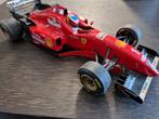 * F1 Ferrari F310 *, Hobby en Vrije tijd, Modelauto's | 1:18, Ophalen of Verzenden, Zo goed als nieuw, Auto, Overige merken