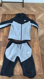 Nike tech zwart & grijs, Kleding | Heren, Sportkleding, Ophalen of Verzenden, Zo goed als nieuw, Maat 46 (S) of kleiner, Zwart