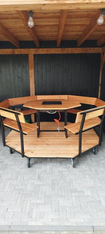 HEARTH - Ronde vuurhaard/bbq tafel beschikbaar voor biedingen