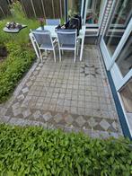 GRATIS BESTRATING EN TEGELS In Vaassen, Tuin en Terras, Ophalen, Zo goed als nieuw, 10 m² of meer, Beton