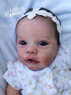 Reborn baby girl Primrose awake, Verzamelen, Poppen, Ophalen of Verzenden, Nieuw, Babypop, Levensecht of Reborn