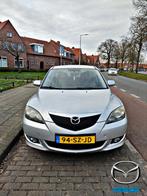 Nieuw APK, Mazda 3 1.6 Hatchback 2006 Grijs, Auto's, Voorwielaandrijving, 1160 kg, 4 cilinders, 1200 kg